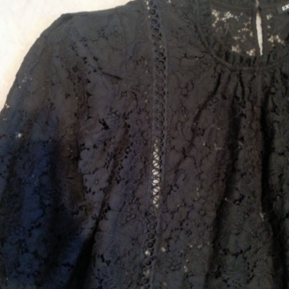 Express Top - Picture 2 of 5